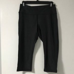 Zella Dark Gray Cropped Legging Size Medium